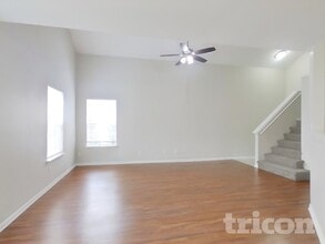 1263 Crescent Dr in Greenwood, IN - Building Photo - Building Photo