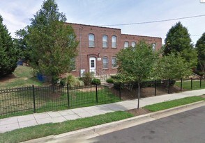 Tobias Henson Apartments