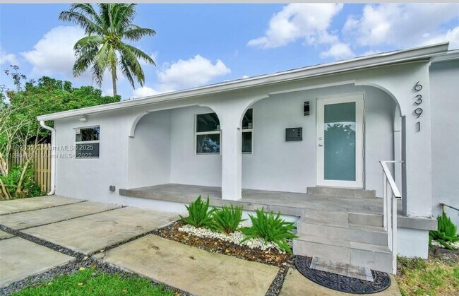 property at 6391 SW 39th St