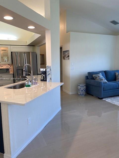 property at 1076 Rotonda Cir