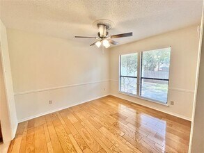 3915 Wentworth Dr in Arlington, TX - Building Photo - Building Photo