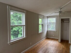 27 Trull St, Unit 2 in Somerville, MA - Building Photo - Building Photo
