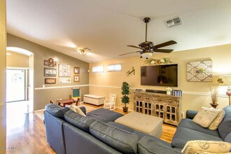 14832 N B St in El Mirage, AZ - Foto de edificio - Building Photo