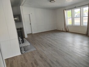 610 Green River Blvd in Green River, UT - Building Photo - Building Photo