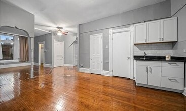 1711 S Laflin St in Chicago, IL - Building Photo - Building Photo