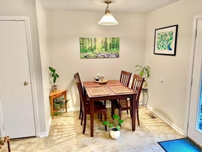 1988 Elbert Dr in Powell, OH - Building Photo - Building Photo