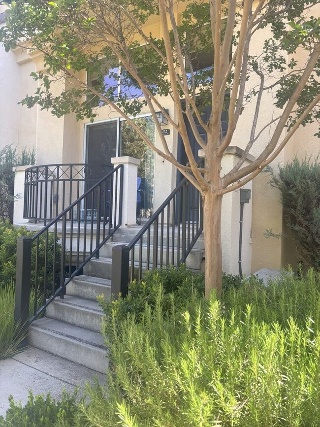 property at 172 Stockwell Dr