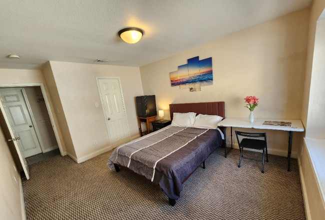 5611 Aberdeen Dr in Richardson, TX - Building Photo - Building Photo