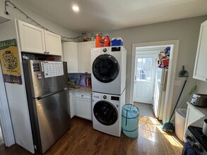 3 Hamilton Rd, Unit 2 in Somerville, MA - Building Photo - Building Photo