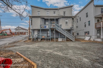 1200 Main St in Dickson City, PA - Building Photo - Building Photo