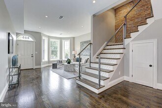 225 R St NW in Washington, DC - Building Photo - Building Photo