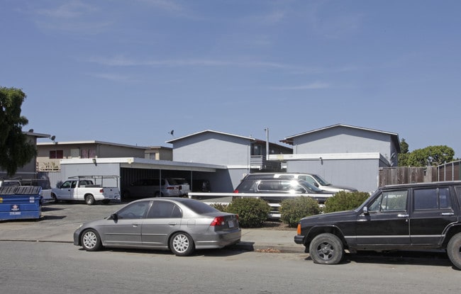 1155 Parkside St in Salinas, CA - Building Photo - Building Photo