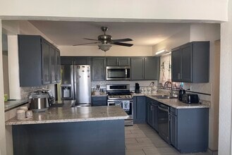 2112 Garcia St NE in Albuquerque, NM - Building Photo - Building Photo