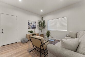 10695 McKeen St in Garden Grove, CA - Building Photo - Building Photo