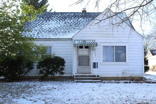 1749 Piedmont Rd in Columbus, OH - Building Photo