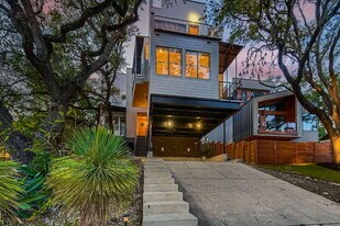 2612 Carnarvon Ln in Austin, TX - Building Photo