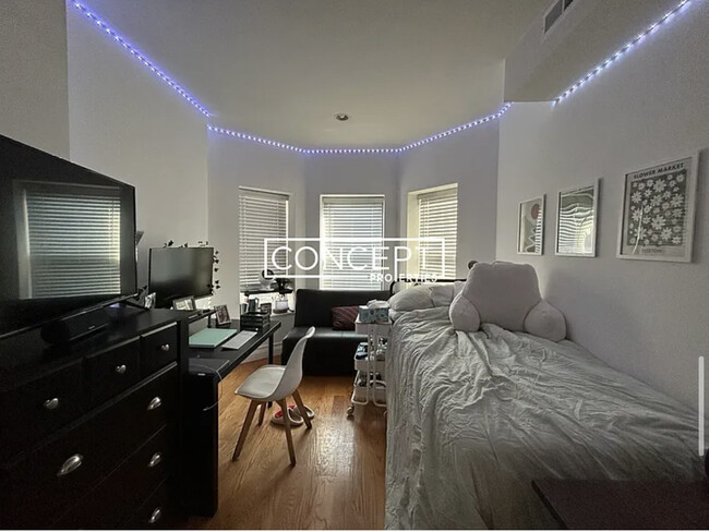 64 Louis Prang St, Unit 4