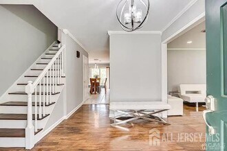 3993 Park Ave in Edison, NJ - Building Photo - Building Photo