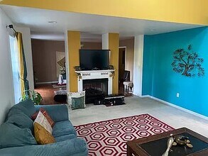 4150 Roth Farm Village Cir in Mechanicsburg, PA - Building Photo - Building Photo