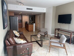 400 W Ocean Blvd, Unit 604 in Long Beach, CA - Building Photo - Building Photo