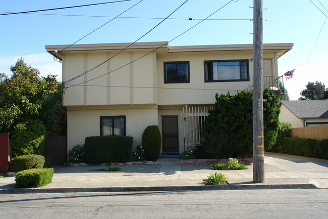 278 Milton Ave in San Bruno, CA - Foto de edificio - Building Photo