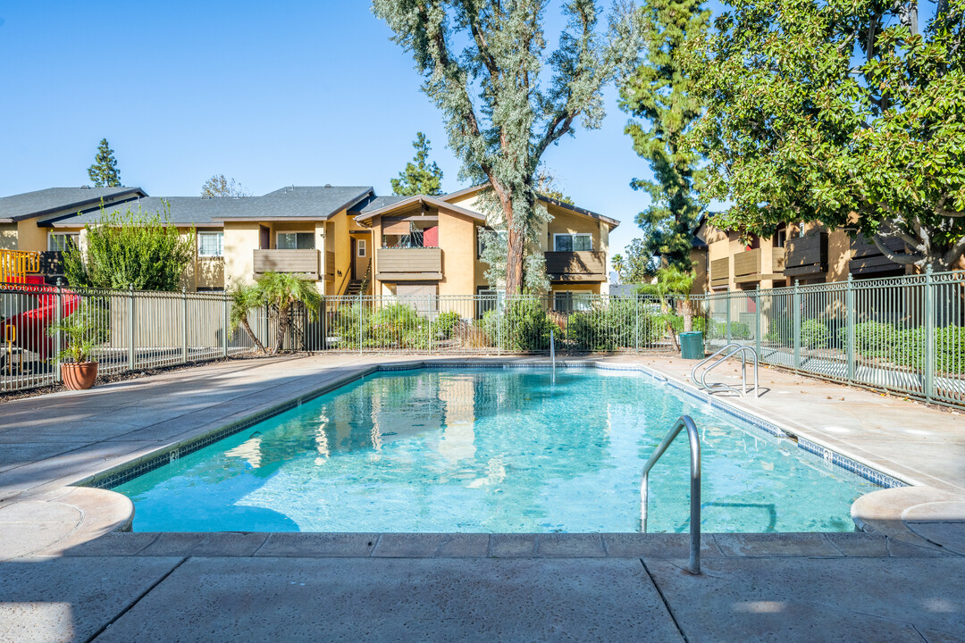 Citrus Gardens Apartments in Fontana, CA - Building Photo