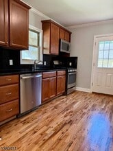 35 Burnside Ave in Cranford, NJ - Building Photo - Building Photo