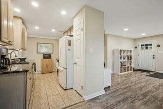 7011 Kenfig Pl in Falls Church, VA - Building Photo - Building Photo