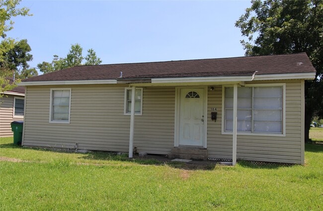 property at 104 Prewitt Ln