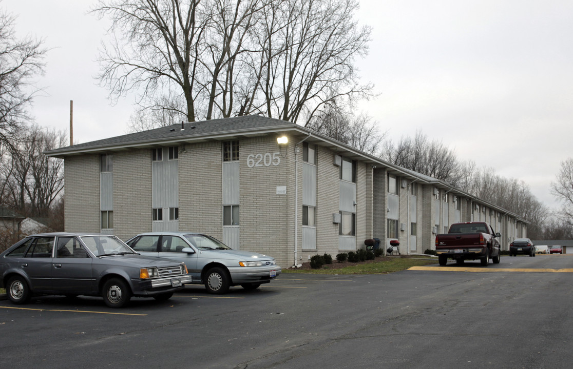 Jackman Place Apartments in Toledo, OH - Building Photo