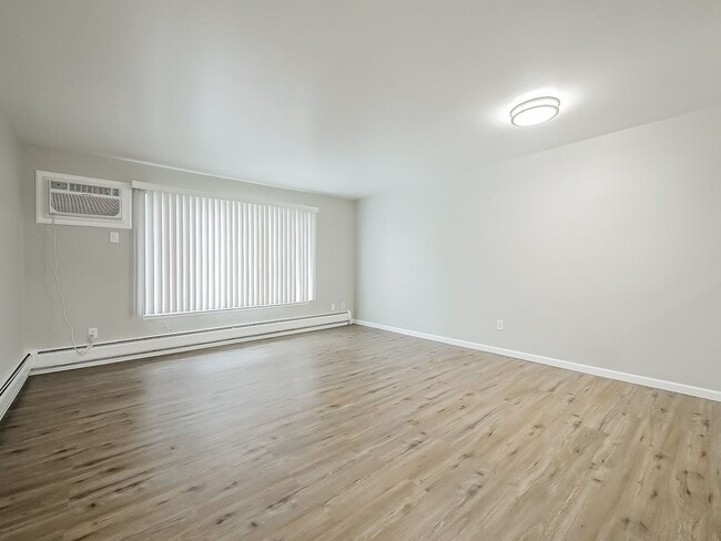 1490 Nancywood Dr in Waterford Township, MI - Building Photo - Building Photo