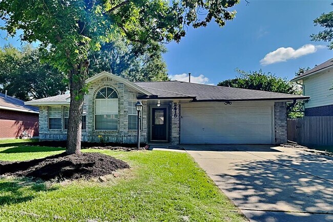 2415 Pine Cone Dr