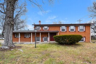 2315 E Humes Ln in Florissant, MO - Building Photo