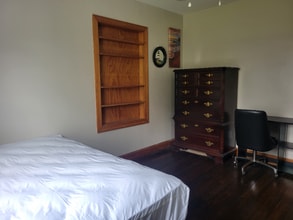 1108 Maplewood Ave in Hopewell, VA - Building Photo - Building Photo