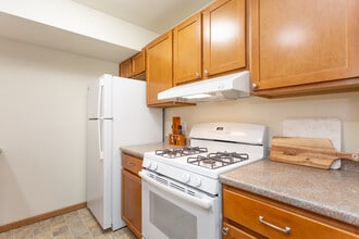 Pines West Apartments in Portage, MI - Building Photo - Interior Photo