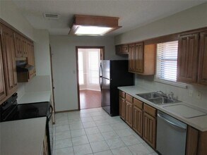 4912 Timberview Dr in Lewisville, TX - Building Photo - Building Photo