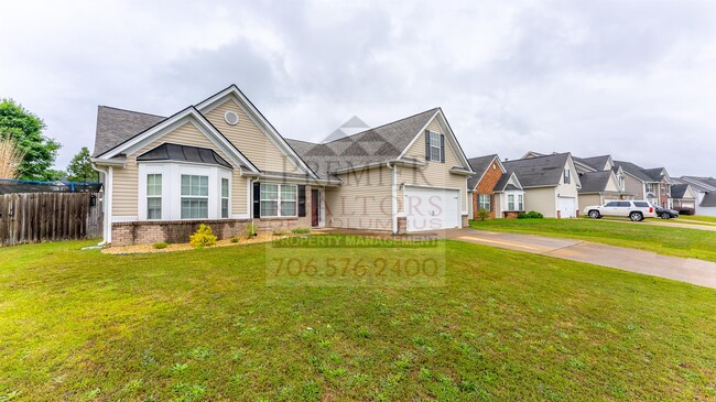 22 Oakwood Dr in Phenix City, AL - Building Photo - Building Photo