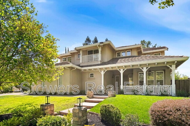 property at 125 Elliott Ct