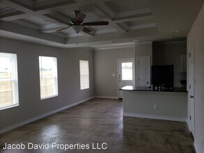 16914 Spirit Brook in Selma, TX - Building Photo - Building Photo