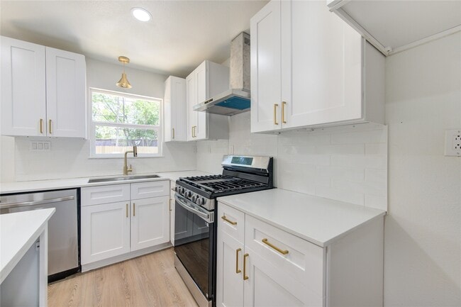 6725 Madrid St in Houston, TX - Building Photo - Building Photo