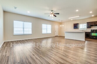 257 Michelle Dr in Grand Prairie, TX - Building Photo - Building Photo