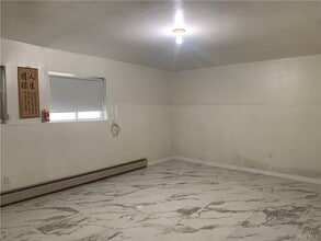 3 Rella Dr in New City, NY - Building Photo - Building Photo