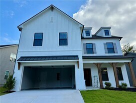 5325 Windridge Pkwy in Gainesville, GA - Building Photo