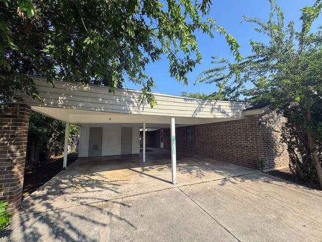 2211 Wheeler Ave