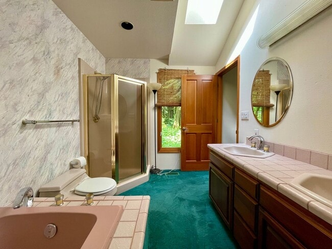 20300 E Forest Fern Dr in Sandy, OR - Building Photo - Building Photo