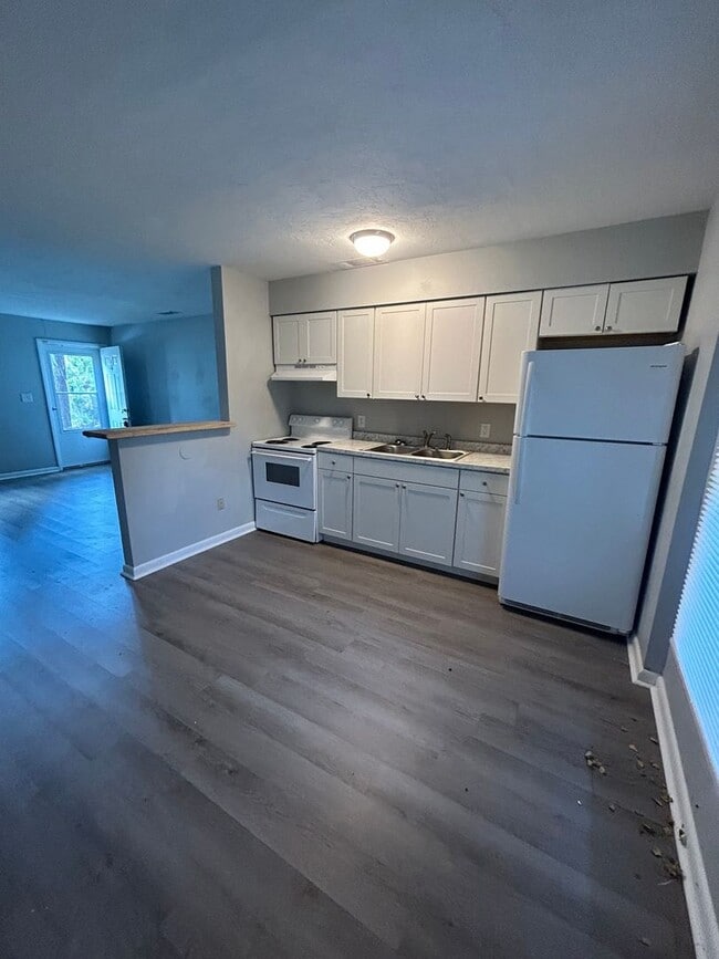 2212 SE 36 Terrace in Gainesville, FL - Building Photo - Building Photo