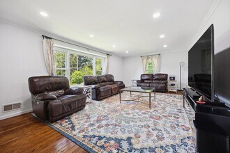 26 Church Ln in Scarsdale, NY - Building Photo - Building Photo