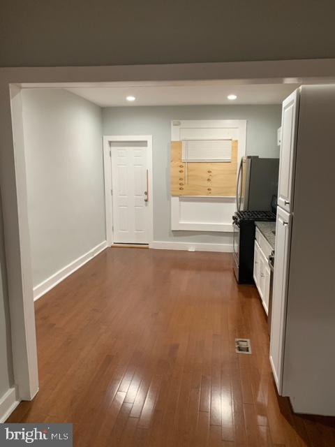 521 N Streeper St Photo