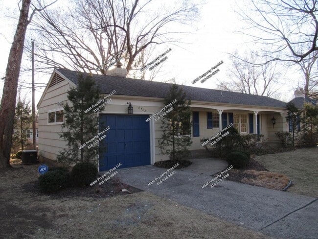 8432 Sagamore Rd in Leawood, KS - Building Photo - Building Photo