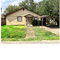 4609 Dabney St in Houston, TX - Building Photo